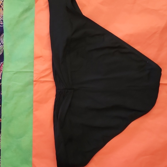 50s Retro Zig Zag Red, Black, and White Bikini - Picture 4 of 15